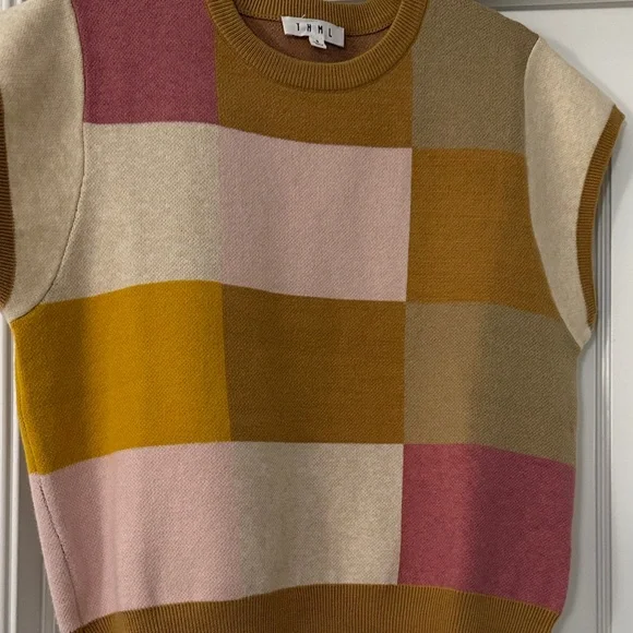 THML Multicolor Sleeveless Knit Top - Picture 2 of 4
